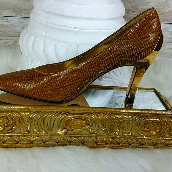 Timothy Hitsman Shoes - Timothy Hitsman, Camel with gold heels, very classy and elegant, Sz 6M